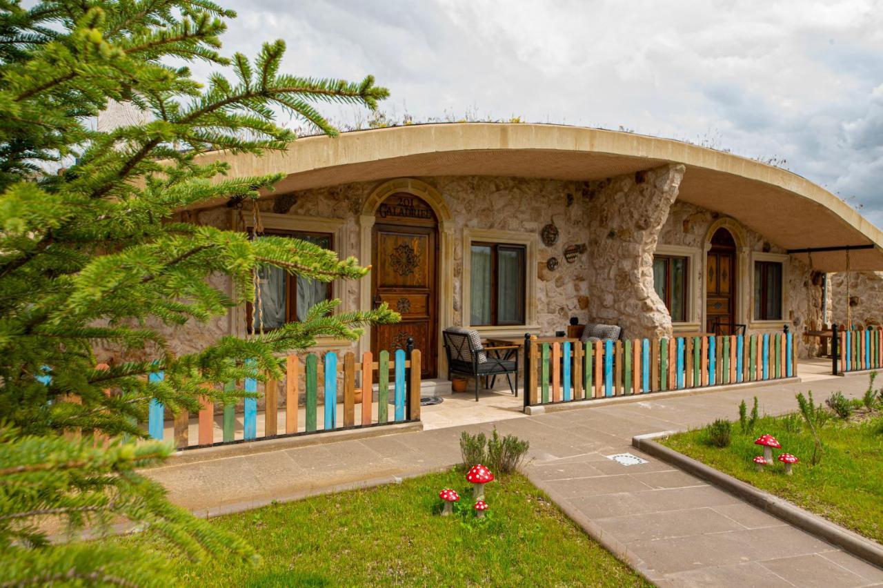 Cappadocia Hobbit House Hotel Nevşehir Eksteriør billede